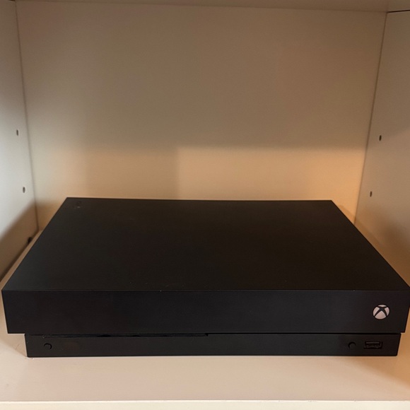 Xbox One X Console with 2 Controllers Charger and Call of Duty Black Opps